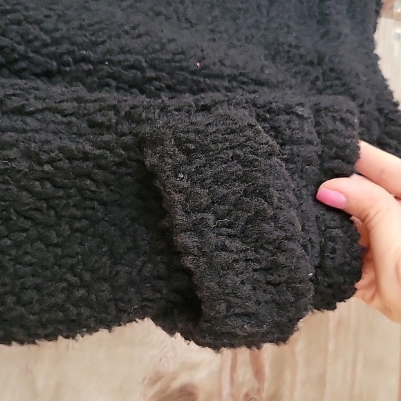 Coffee Shop NY Black Size Medium Collared Zip-Front Fleece Coat NWT - Picture 7 of 9